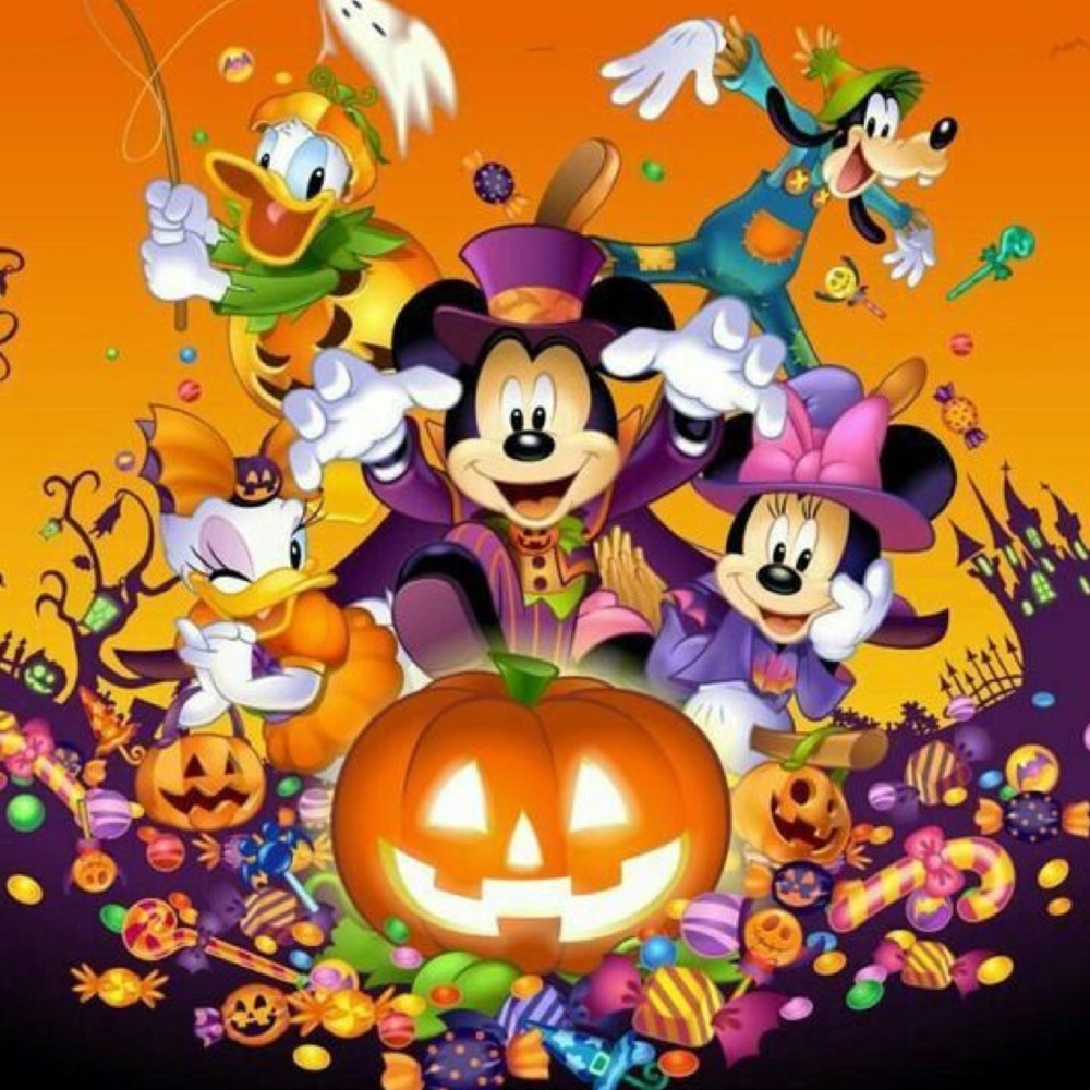 Mickey & Minnie Nursing Scrub Halloween Top